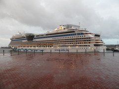 Cruise Ship